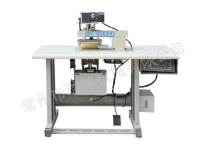 RS-160 lace machine