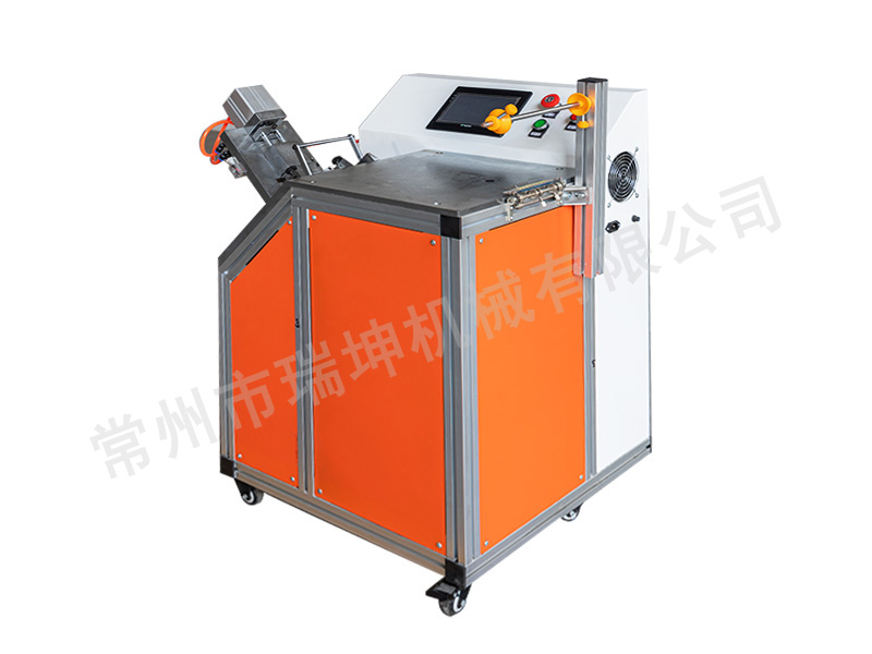 Ultrasonic belt cutter